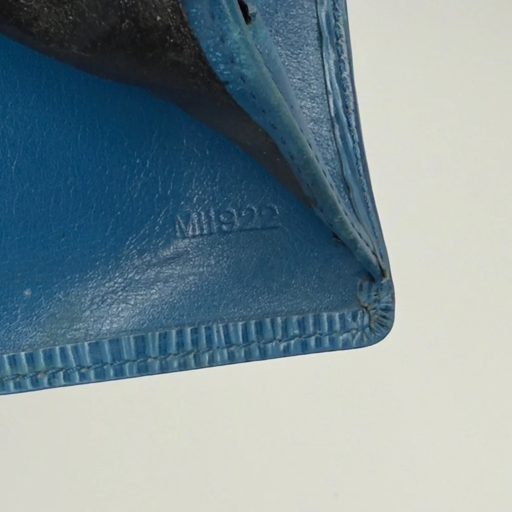 Louis Vuitton Blue Epi Leather Tri-Fold Wallet | Unisex | Pre-Owned |